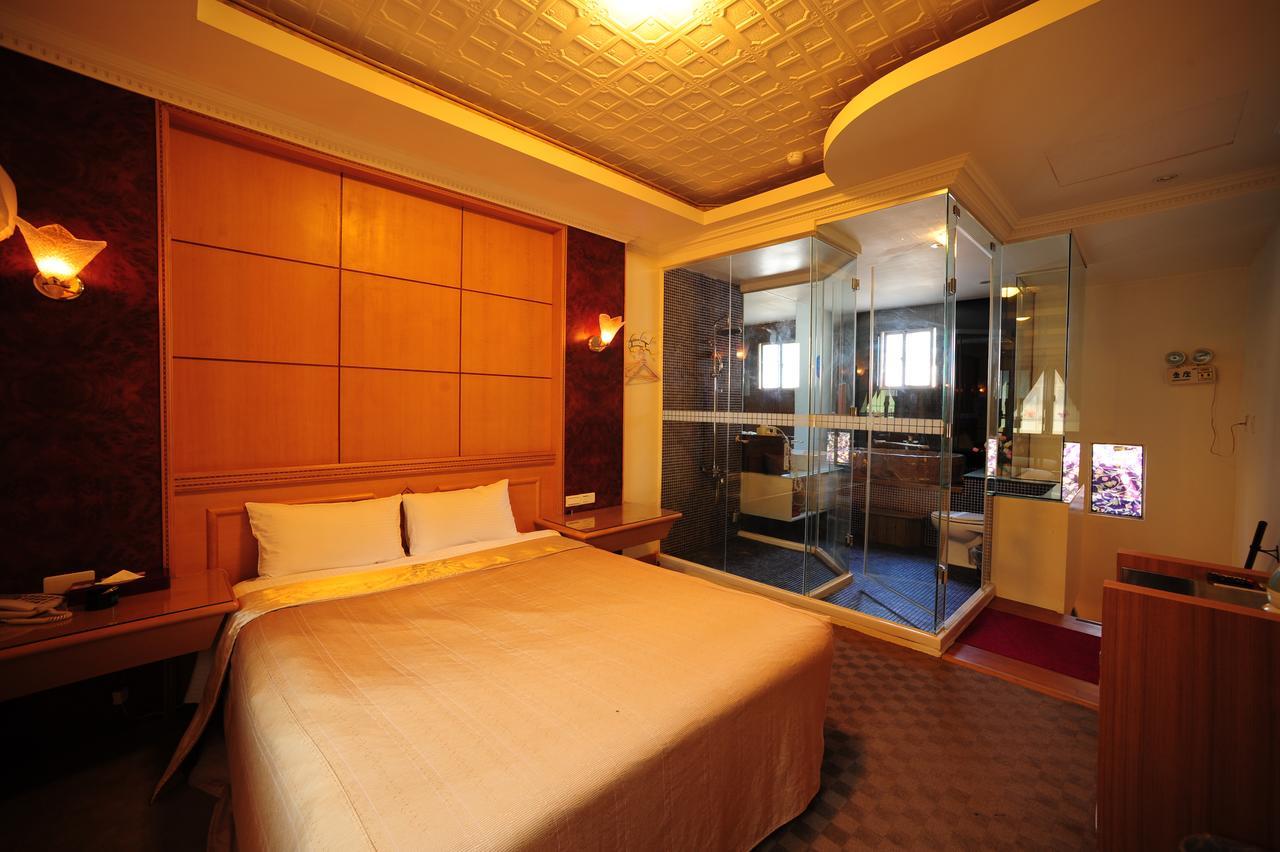 Golden Motel Hsinchu stad Exteriör bild